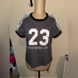 Women’s Dazy T-shirt Size Large